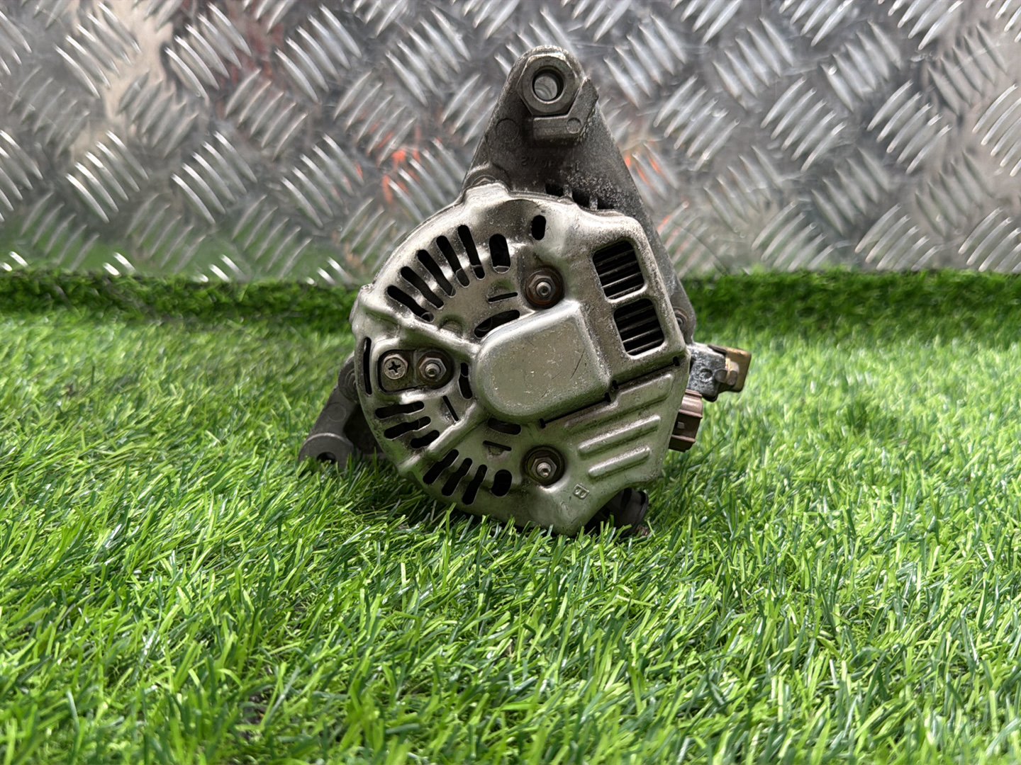2003 - 2008 Toyota Wish Alternator 27060-22230