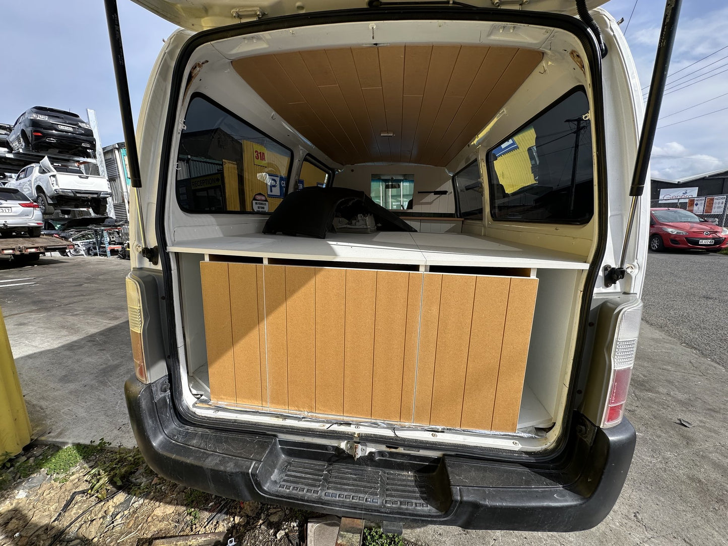 2005 Nissan Caravan VPE25