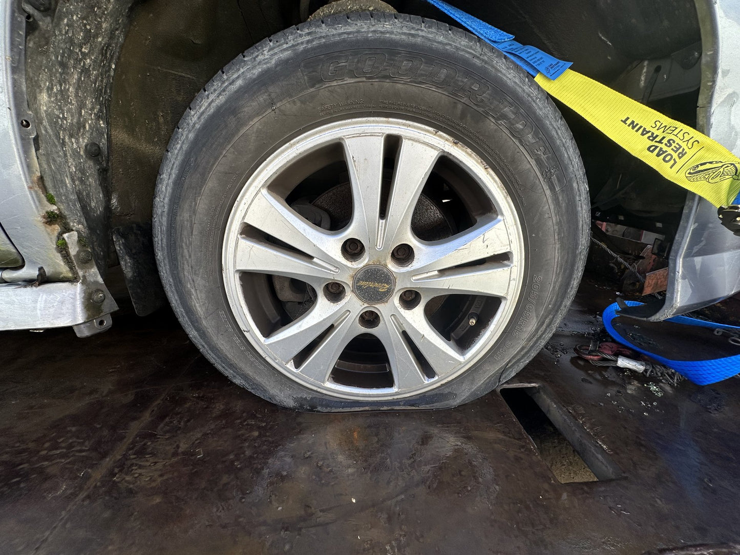 2006 Mazda Bongo Friendee SGEW