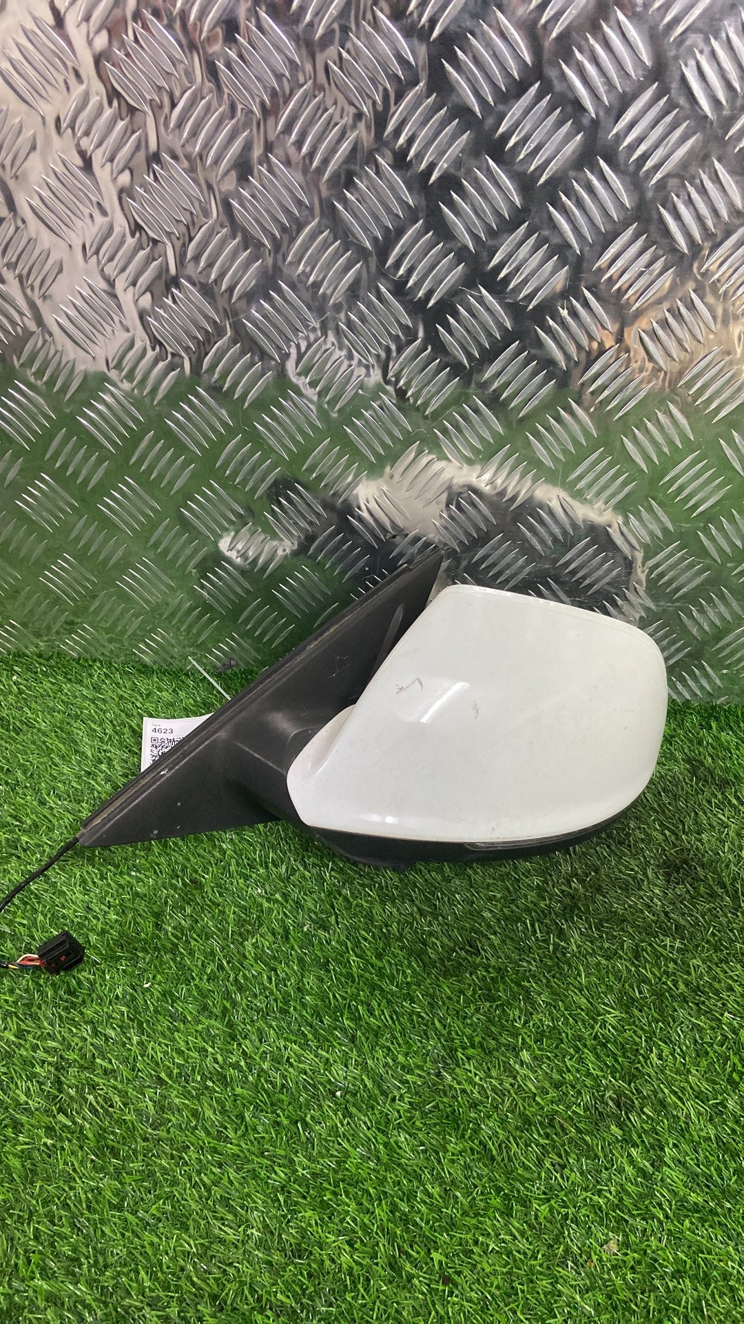 Audi Q5 Left Door Mirror 7 WIRE