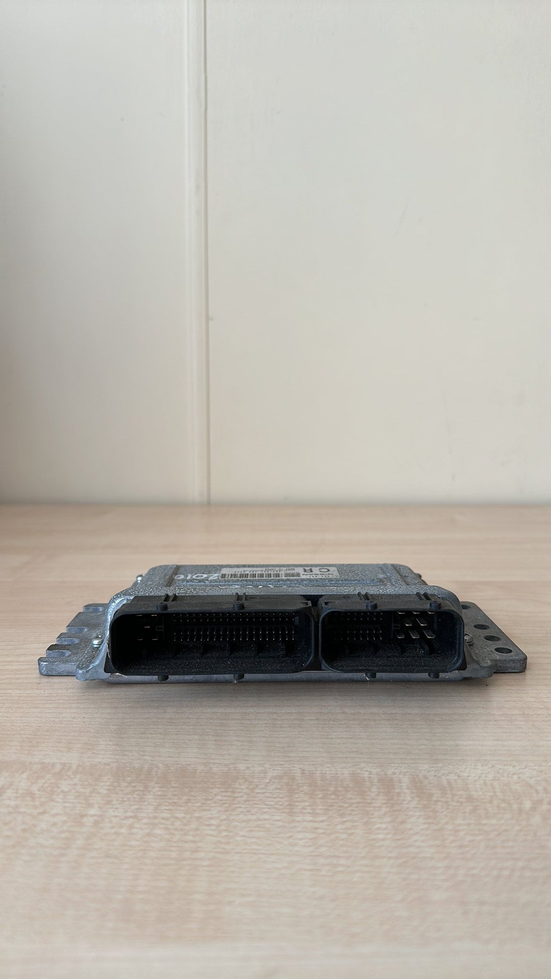 2001-2007 Nissan Caravan ECU A56-B91