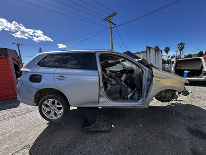 2015 Mitsubishi Outlander Exceed Tourer PHEV GG2W