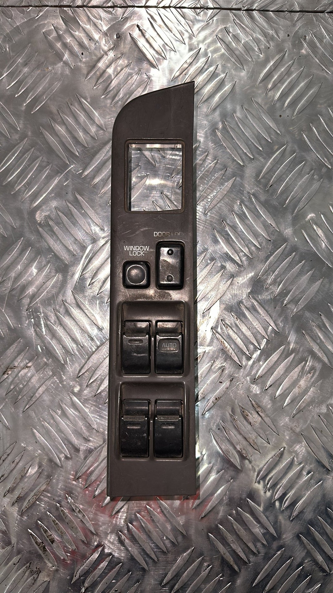Toyota 4Runner- Master Power Window Switch PN: