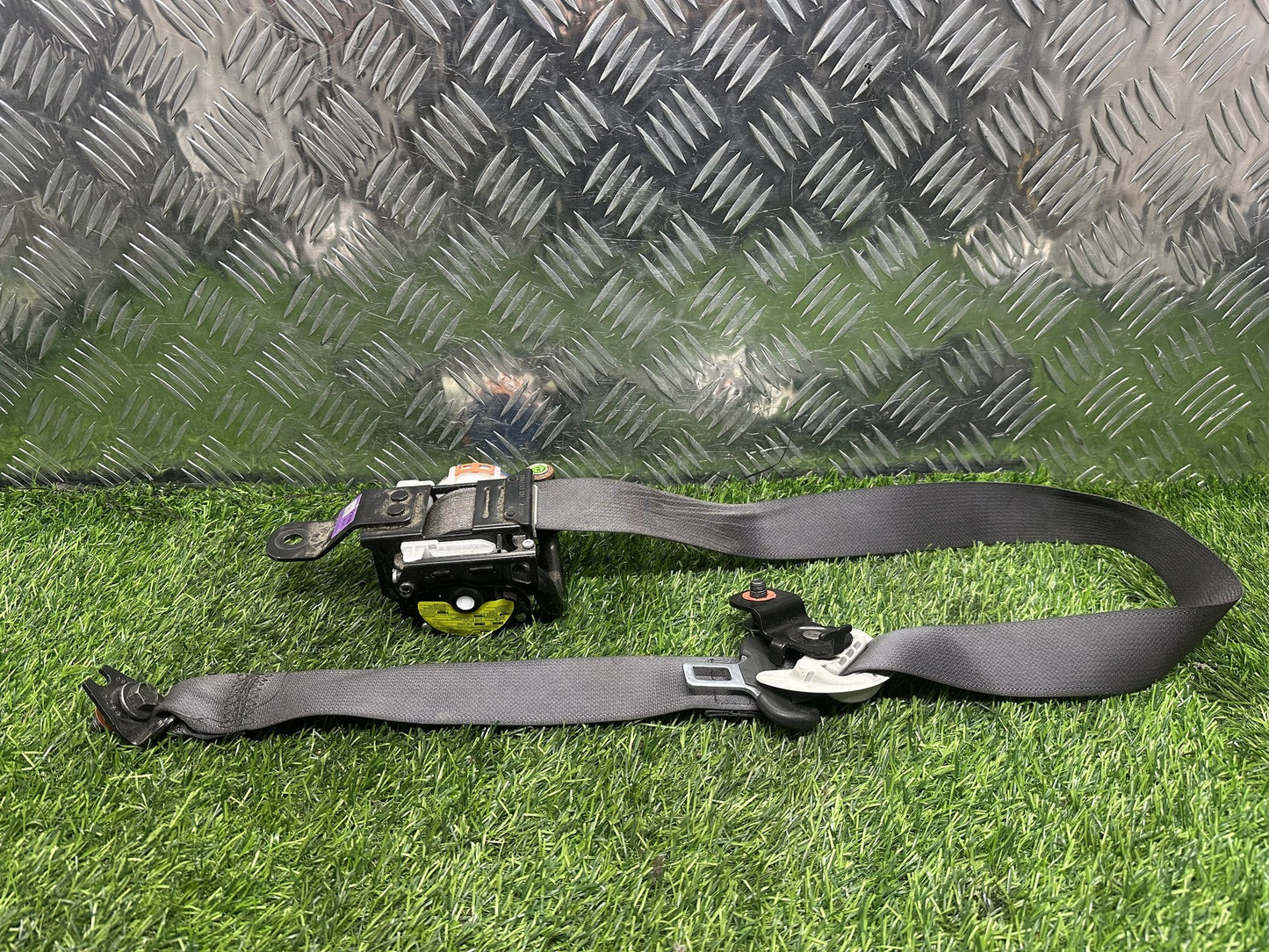 2018-2024 Kia Cerato- Right Rear Seat belt PN: 89880-Q5200WK