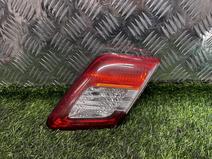 2006-2011 Toyota Camry V40 - Right Tailgate Garnish PN: HELLA 06-190