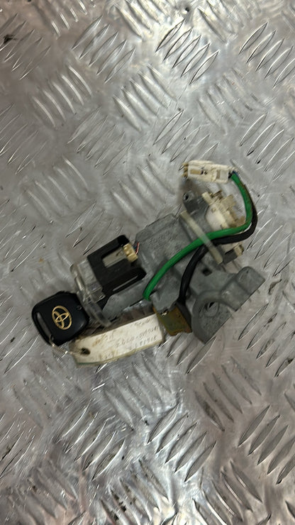 2003-2009 Toyota Wish ZNE10- Ignition With Key PN: 45020-68-1