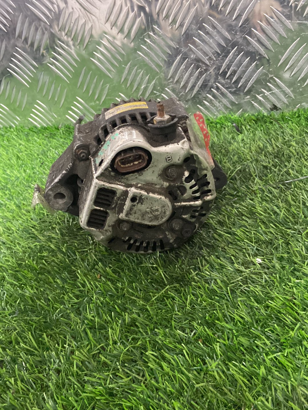 Toyota Granvia Alternator 2706067040
