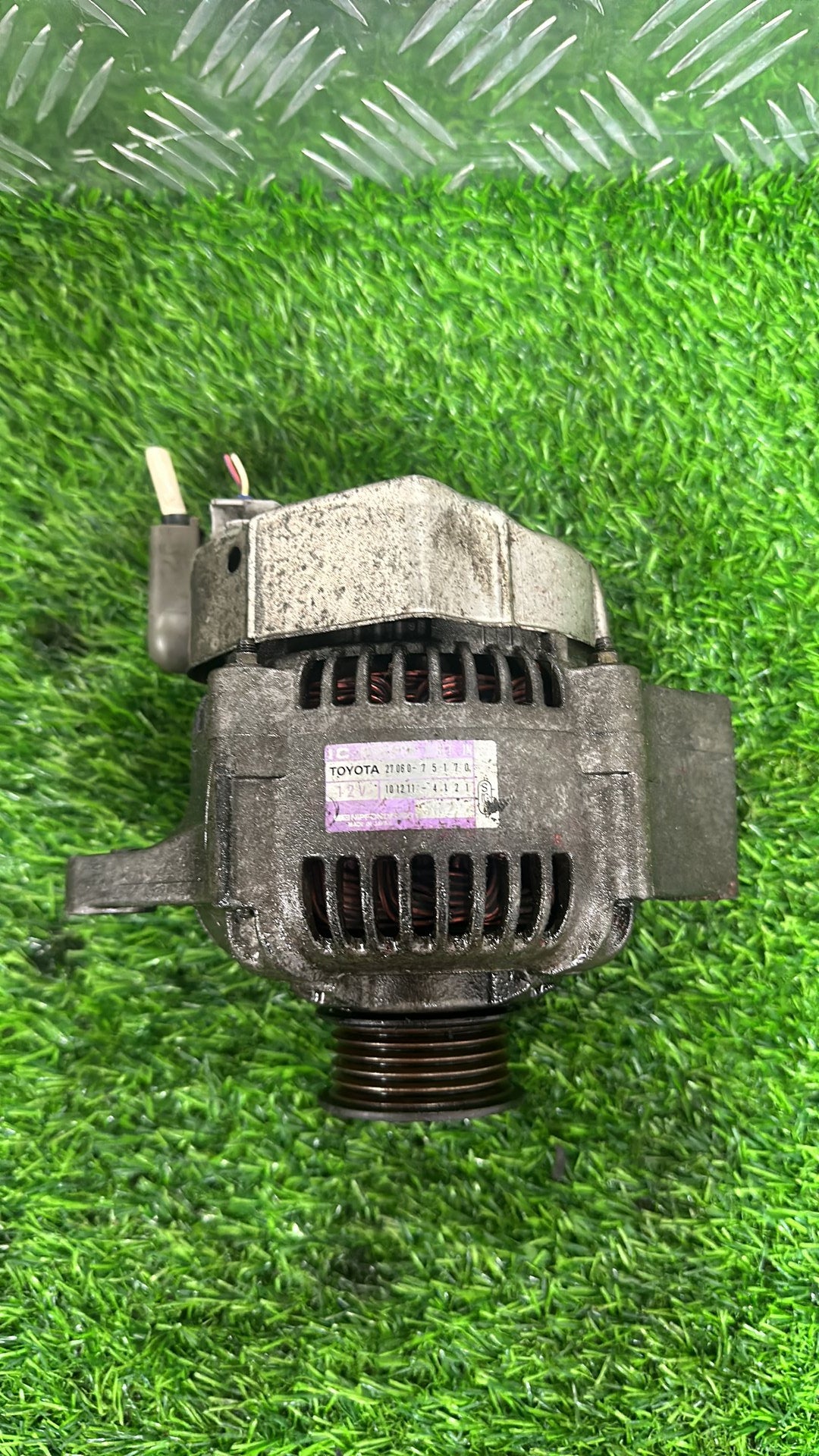 Toyota 4Runner Alternator 27060-75170