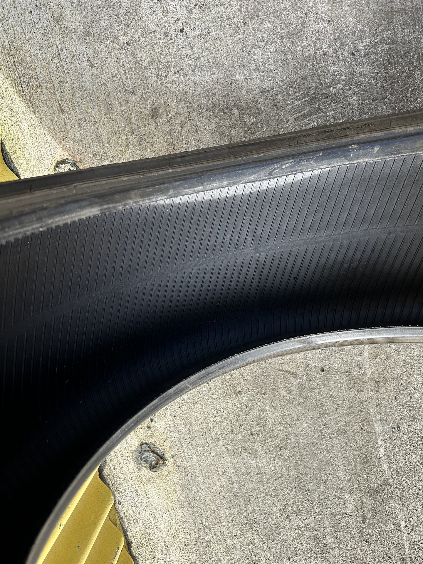 - Tyre PN: 235/45/17 97V