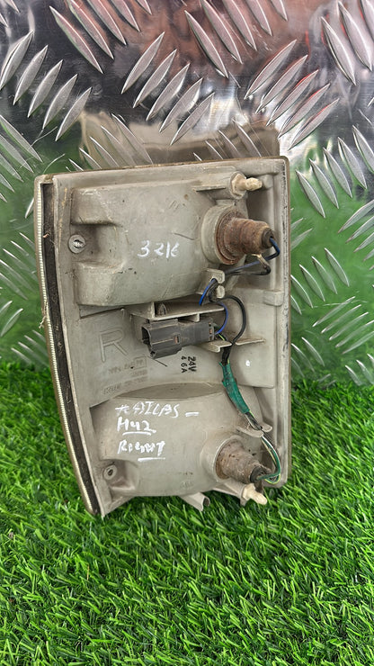 1994 - 2004 Isuzu Elf Right Indicator Koito 210-21792