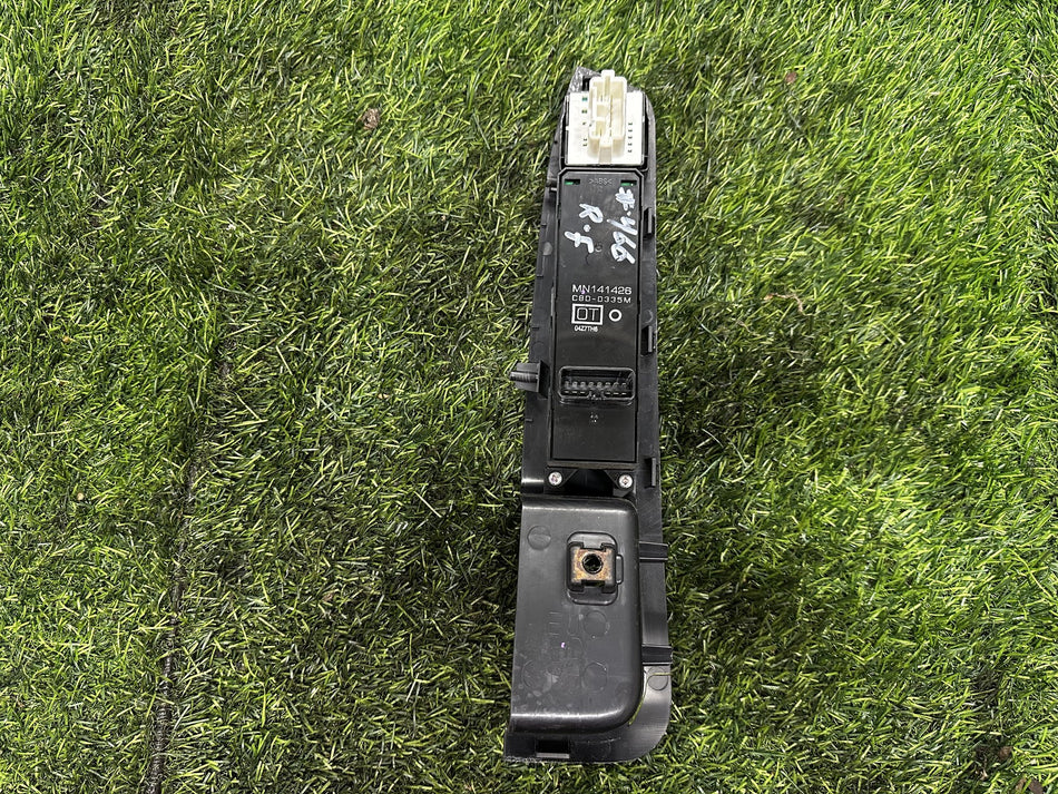 2008 Mitsubishi Outlander CW*W - Master Power Window Switch PN: