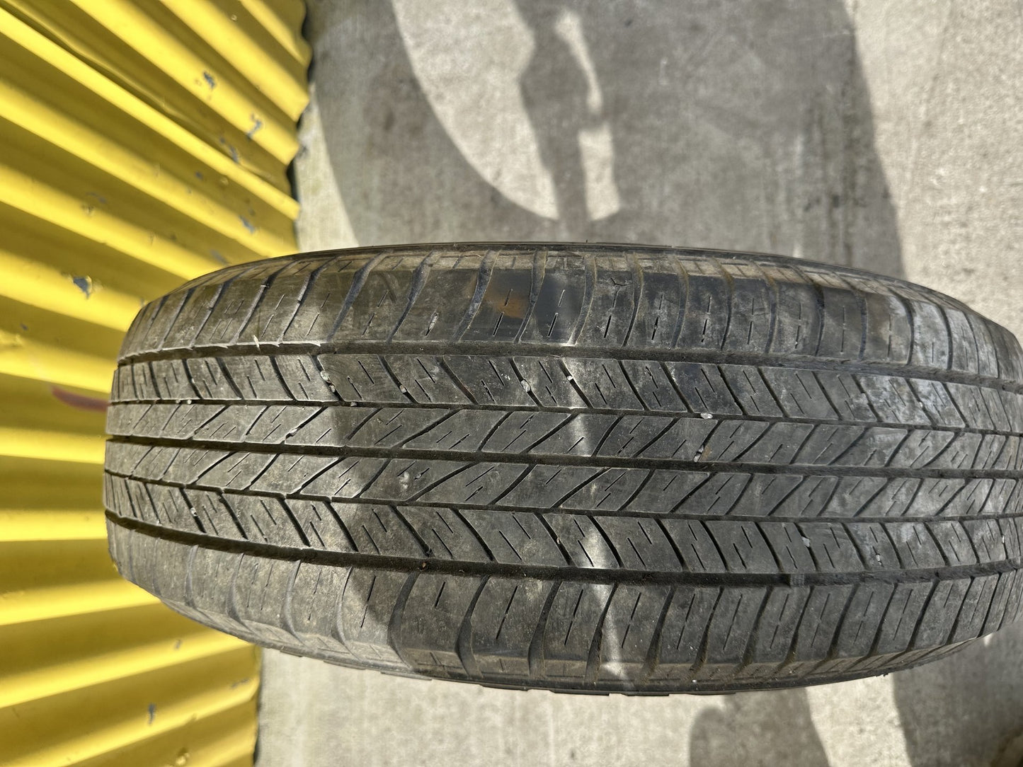 - Tyre PN: 215/60/17 96H