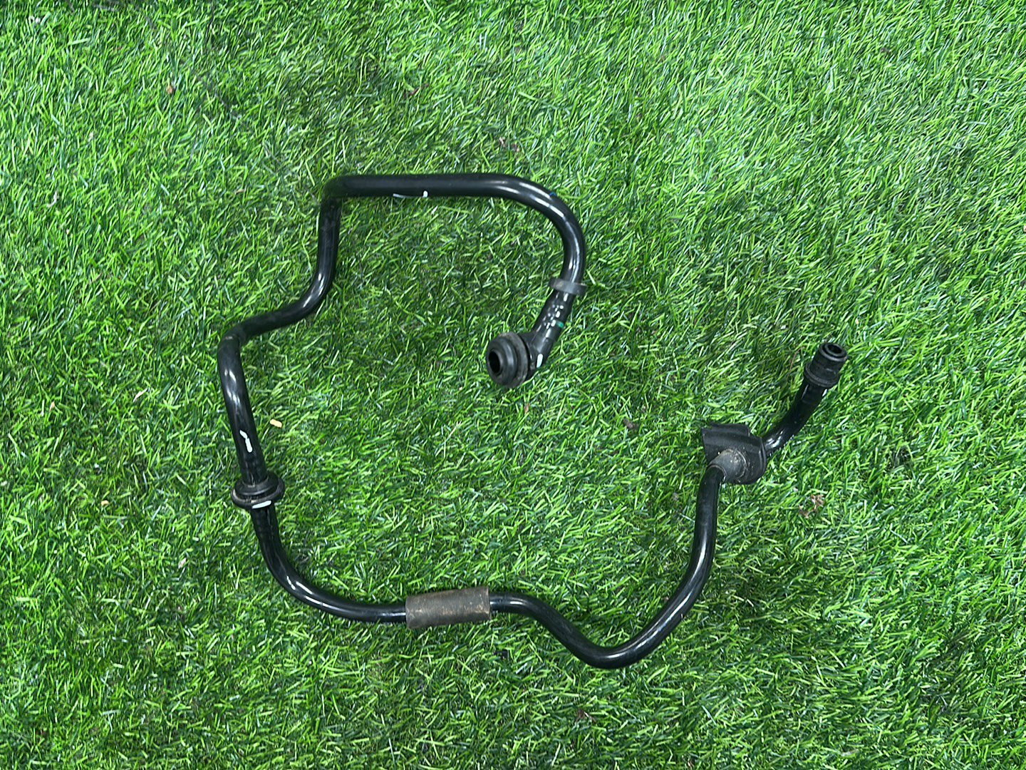 2007-2015 Audi Q7 4L- Vacuum Hose PN: 7L8 611 932 F