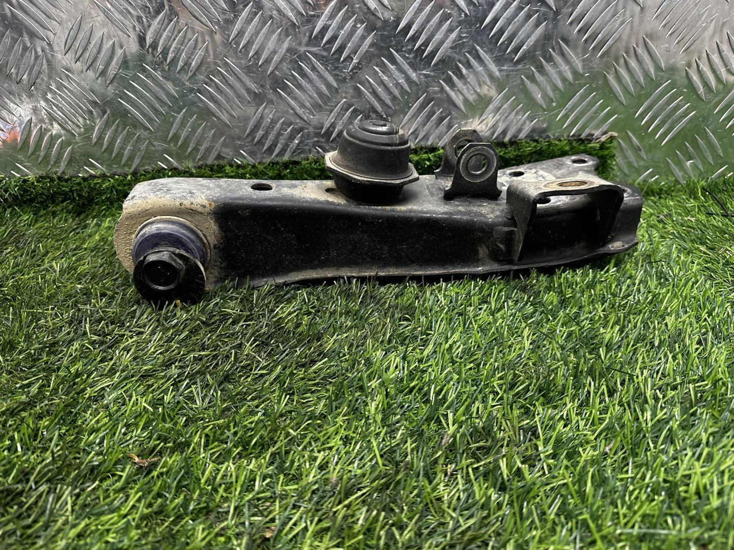2004-2019 Toyota Hiace H200 - Right Front Lower Control Arm PN: WIDE BODY