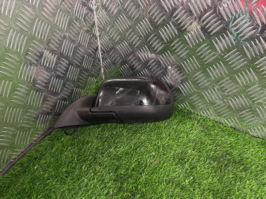 2011 - 2012 Nissan Leaf Left Door Mirror 5 wires