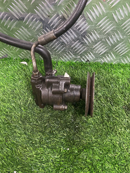 1988 - 1997 Toyota Hilux Steering Pump 2L / 3L