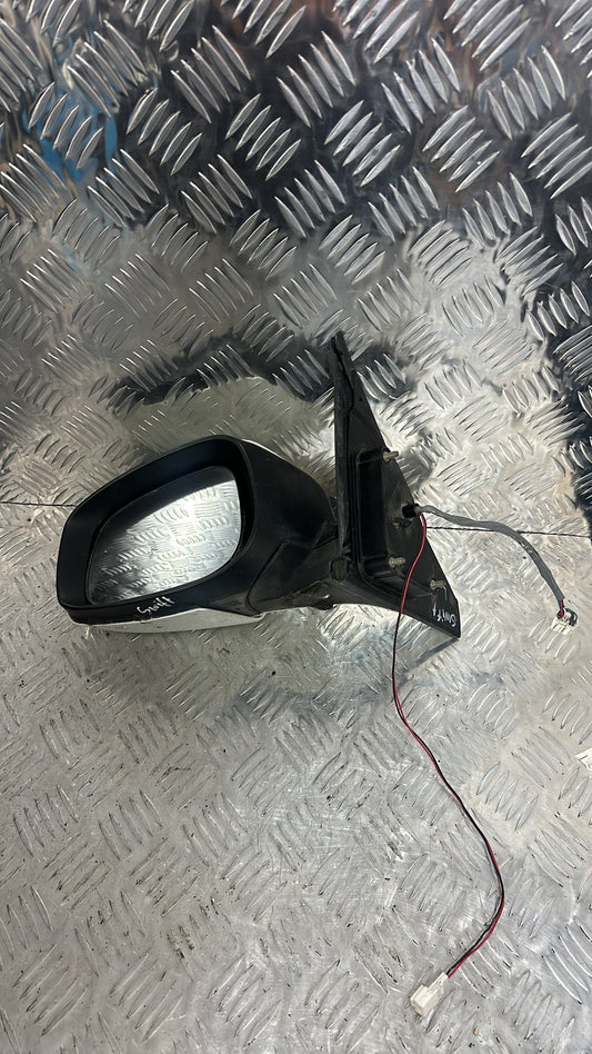 2005-2010 Suzuki Swift- Left Door Mirror PN: 7 WIRE/ 2 WIRE (2 PLUG TYPE)