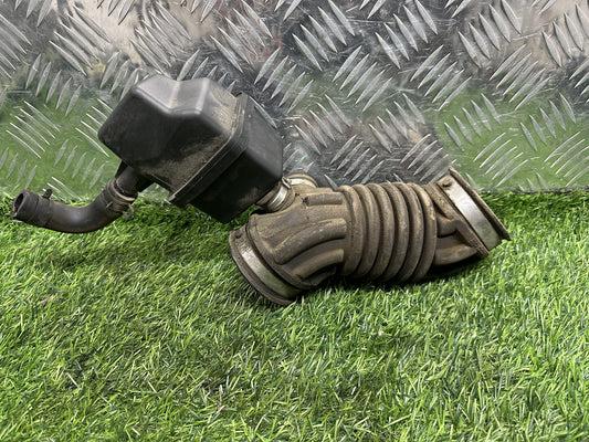 2006-2013 Nissan Dualis J10- Air Intake PN: