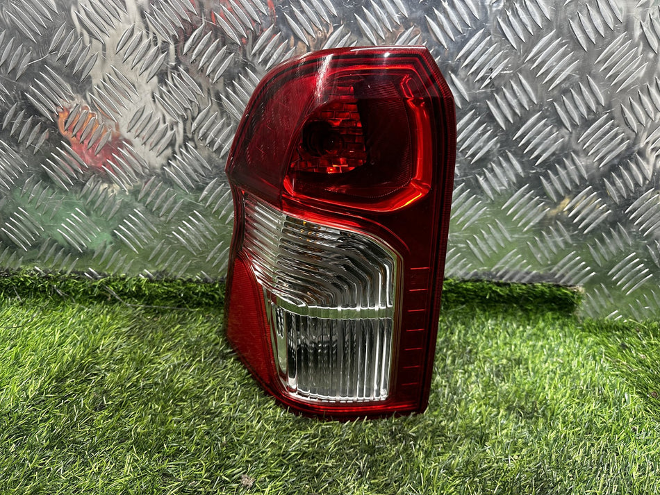 2012-2018 SsangYong Actyon - Left Taillight PN: Ssangyong Motor 83601-325