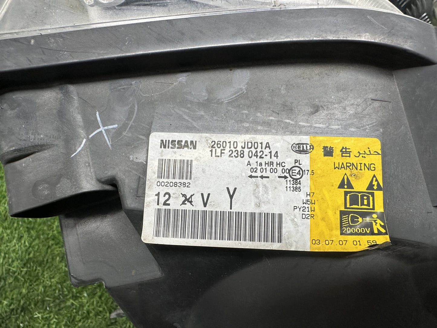 2006-2010 Nissan Dualis J10- Right Headlight PN: 26010 JD01A