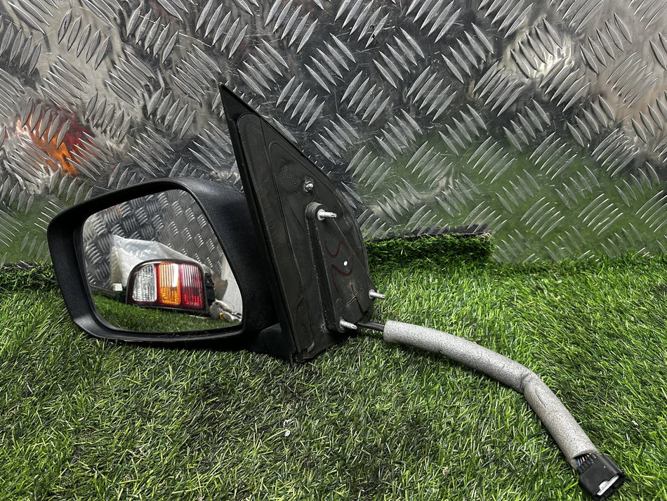 2012 Nissan Navara D40 - Left Door Mirror PN: 7 WIRE TYPE
