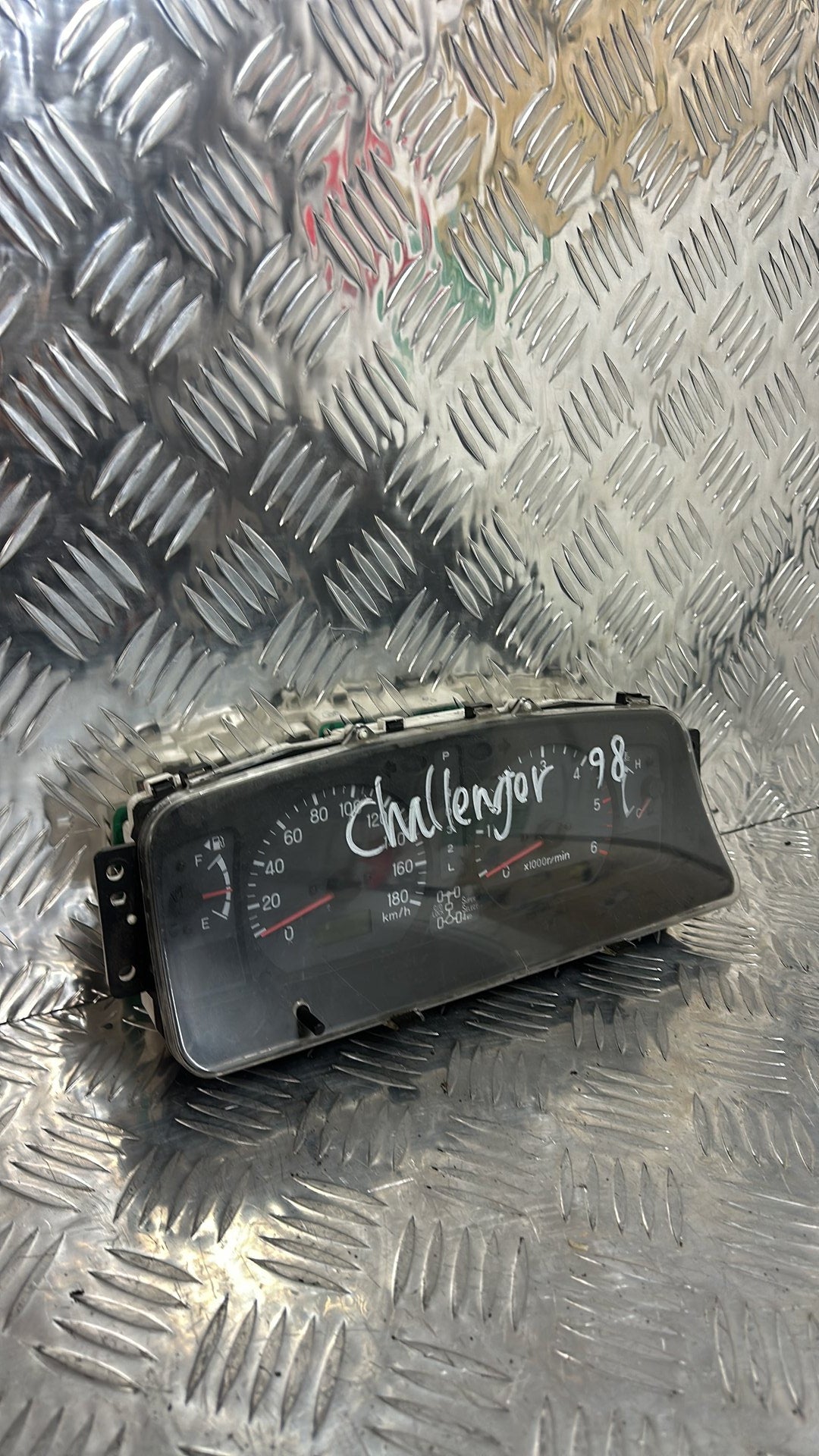 1996-2001 Mitsubishi Challenger K7*- Instrument Cluster PN: MR356500