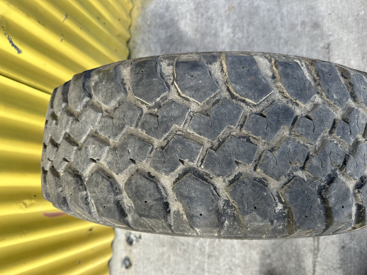 - Tyre PN: 31x10/ 50/ 15 LT