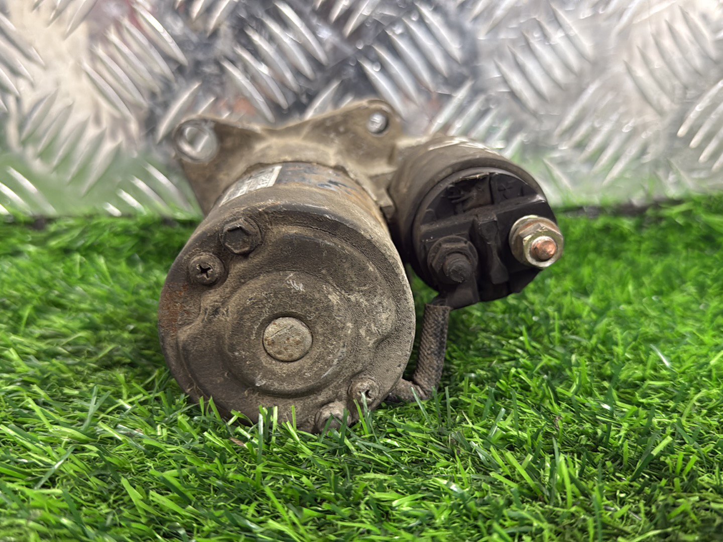 Mazda Bongo Van Starter Motor M000T80081A