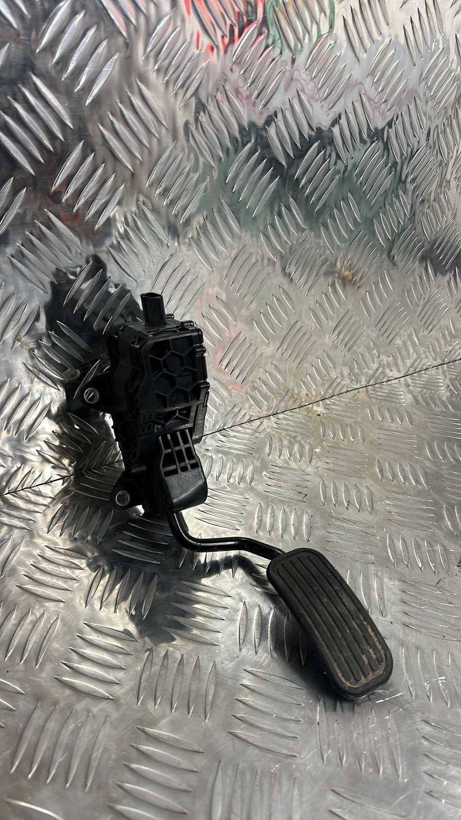 Toyota Corolla- Accelerator Pedal PN: 78110-12090