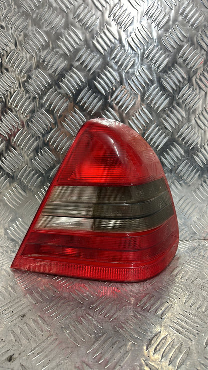 1993-2000 Mercedes-Benz C180 202.018- Right Taillight PN: UL0-3301