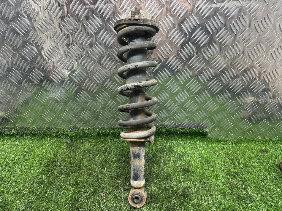 1996-2002 Toyota Hilux Surf - Right Front Strut PN: 48510-35070