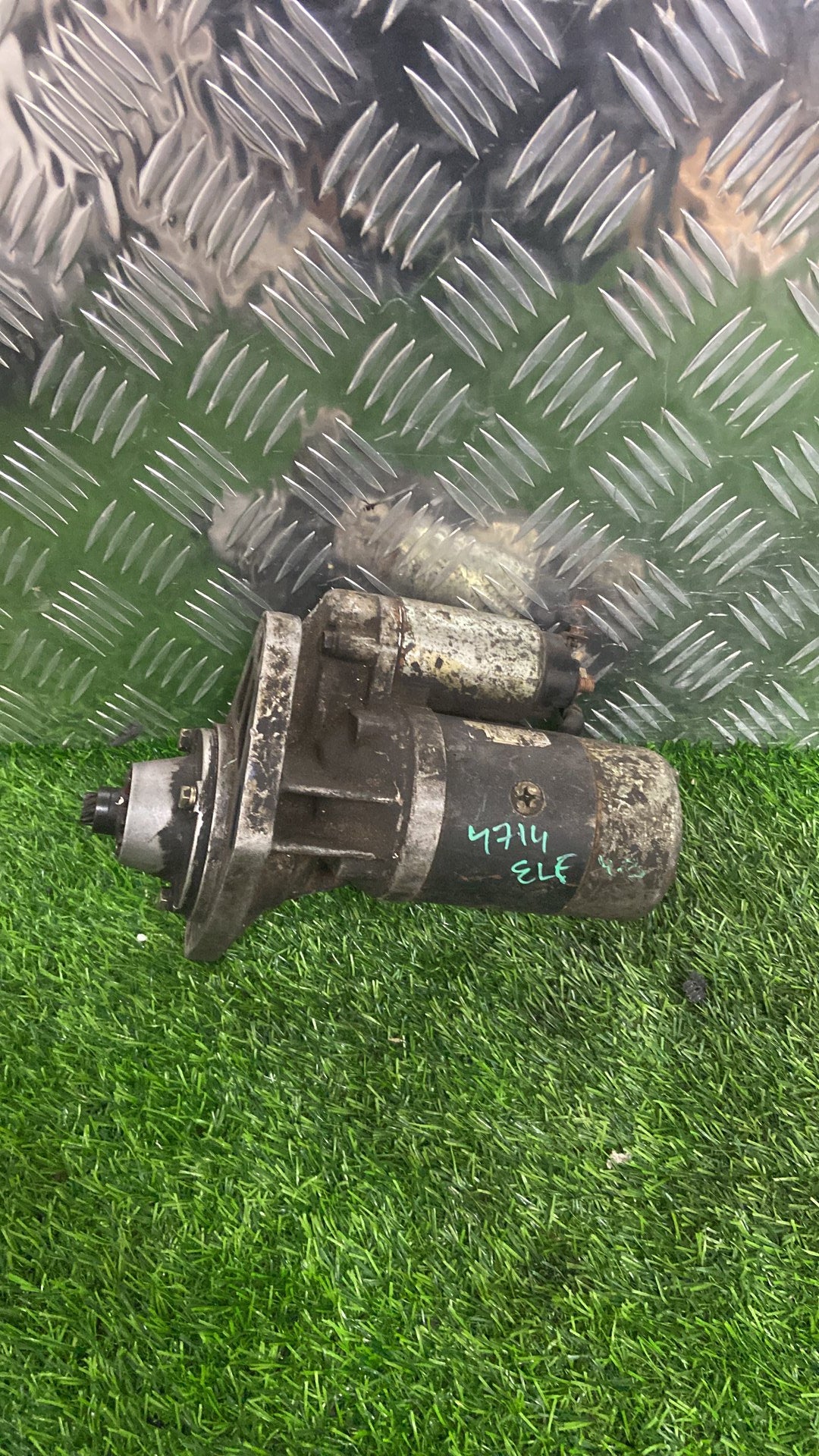 Isuzu Elf Starter Motor 897100-9262