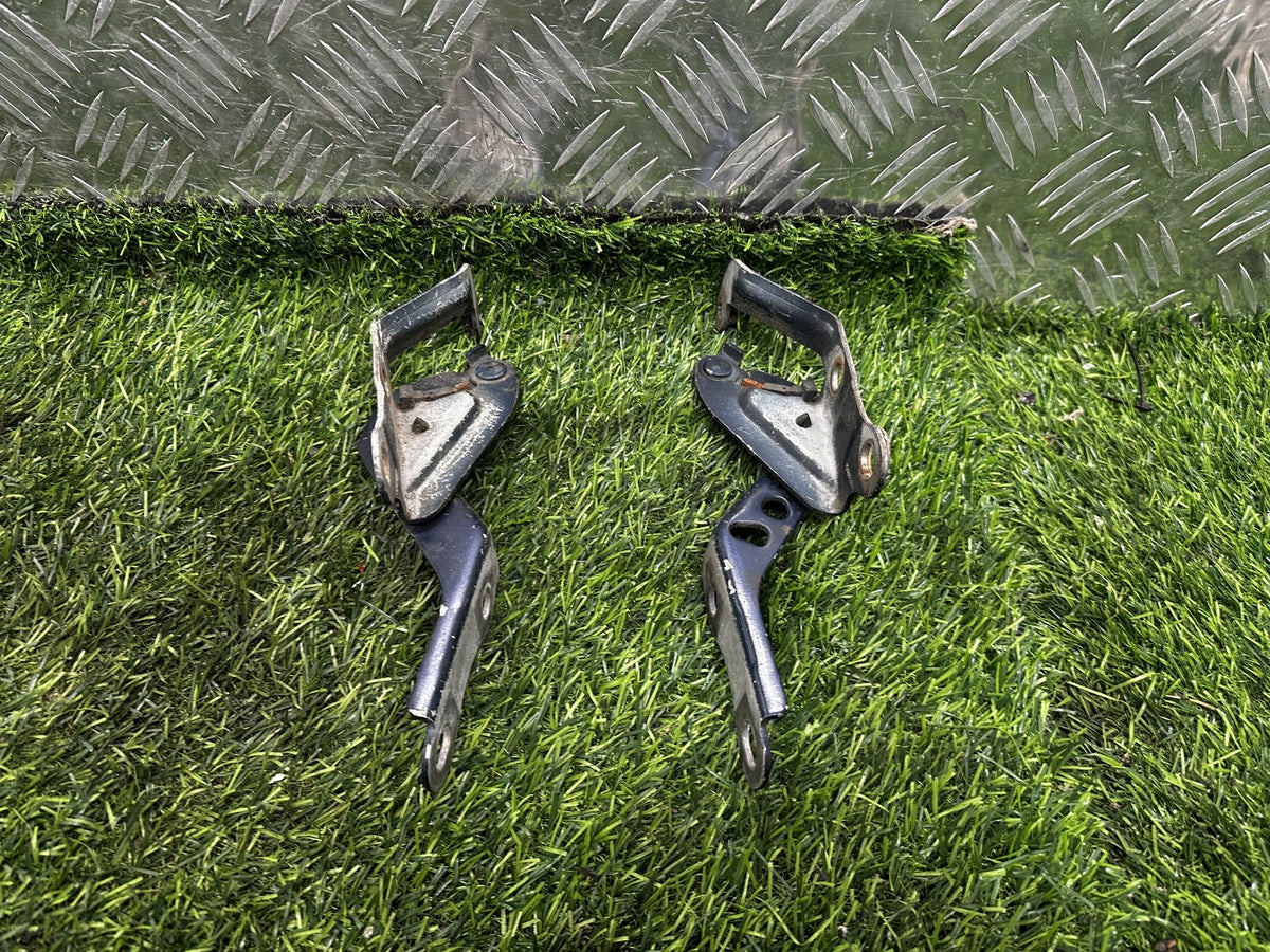 2004-2019 Toyota Hiace H200 - Bonnet Hinges Pair PN: BLUE-WHITE