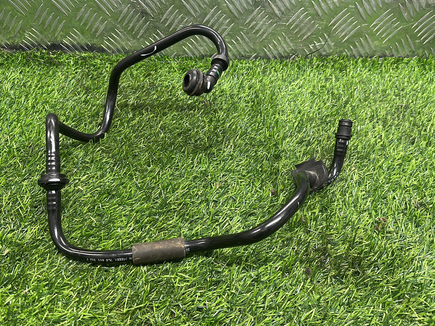 2007-2015 Audi Q7 4L- Vacuum Hose PN: 7L8 611 932 F