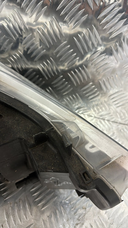 2015-2019 BMW 320i- Left Headlight PN: 63 11-7 338 703