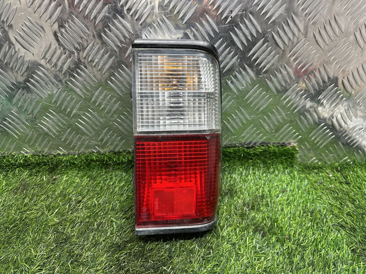 1999-2004 Nissan Vanette SK82 - Right Taillight PN: KOITO 220-61871