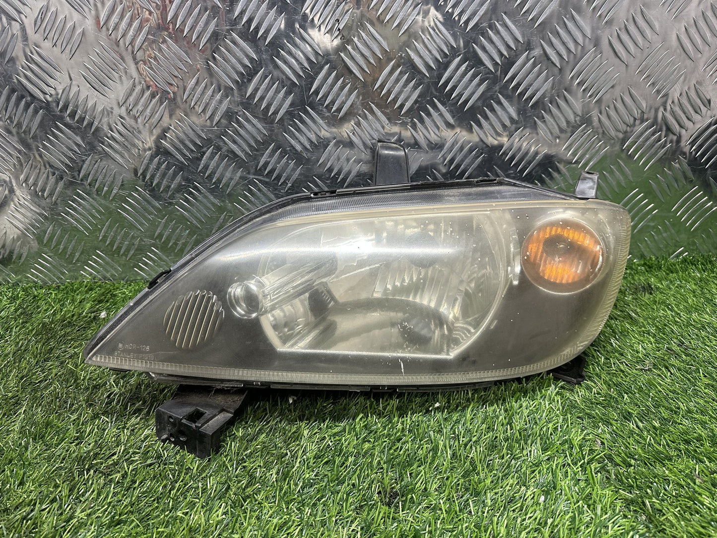 2002-2007 Mazda Demio DY- Left Headlight PN: STANLEY P1919