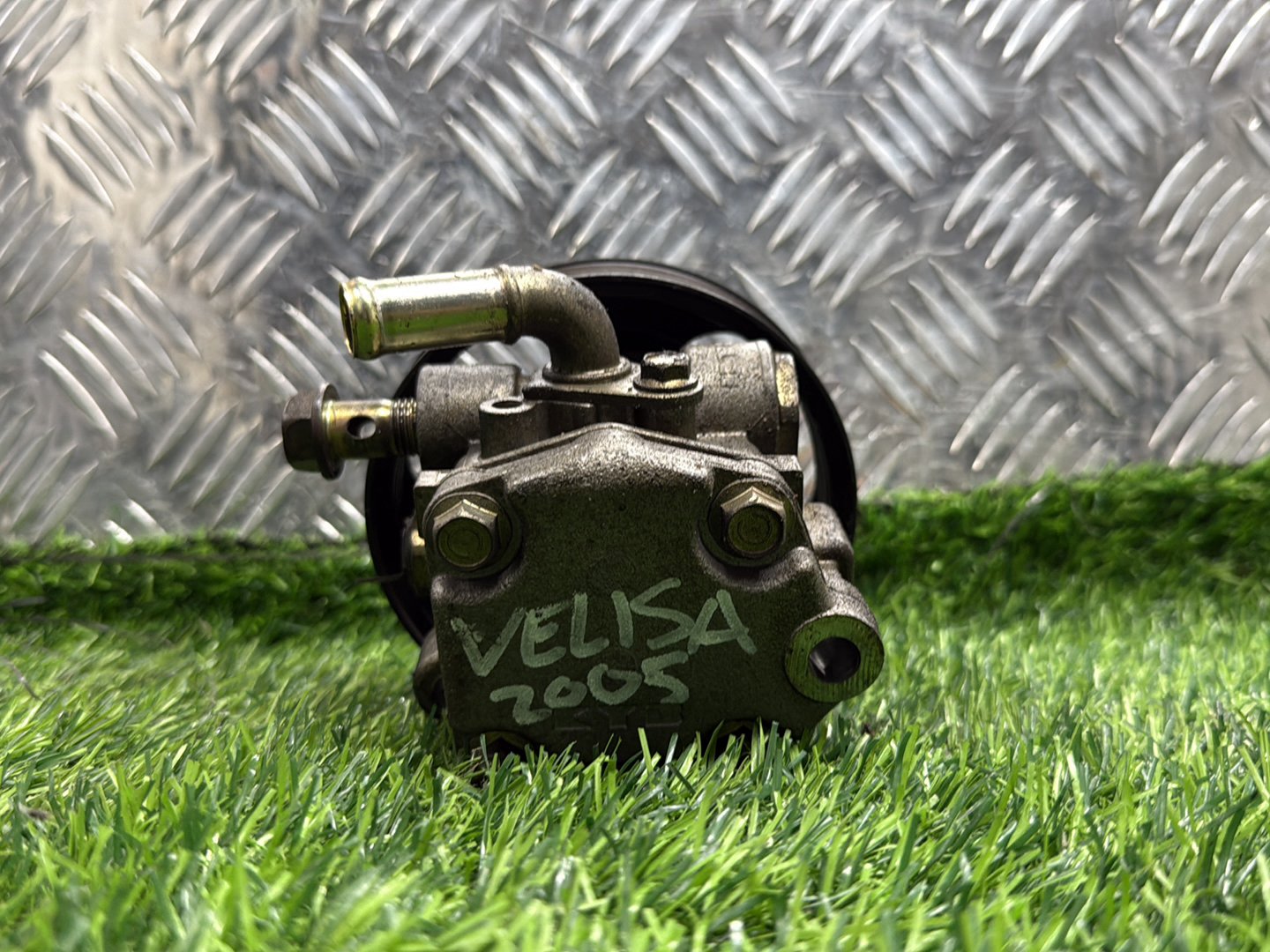 Mazda Verisa Power Steering Pump ZY