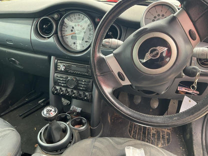 2004 BMW Mini W10B16A WRECKING FOR PARTS ONLY