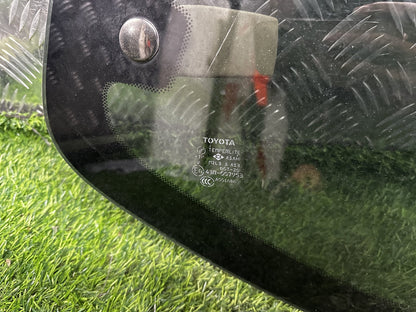 2002-2009 Toyota Land Cruiser J120 - Right Rear Body Glass PN: M2L3