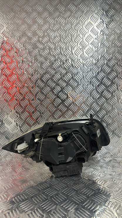 BMW 320 Left Headlight 7180841