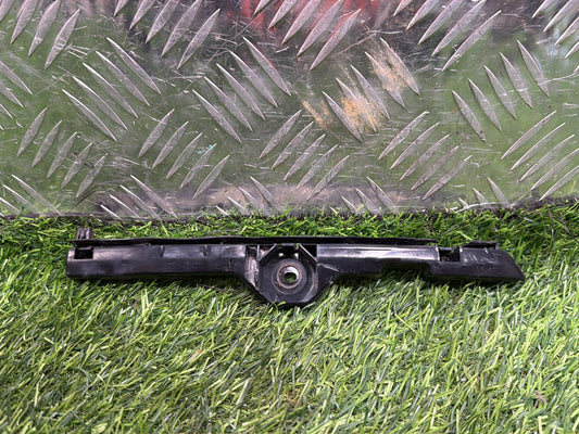2004 - 2011 Toyota Hilux Vigo Front Bumper Retainer 52115-0K011