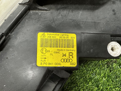 2004-2013 Audi A3 8P - Right Headlight PN: 0 301 206 602