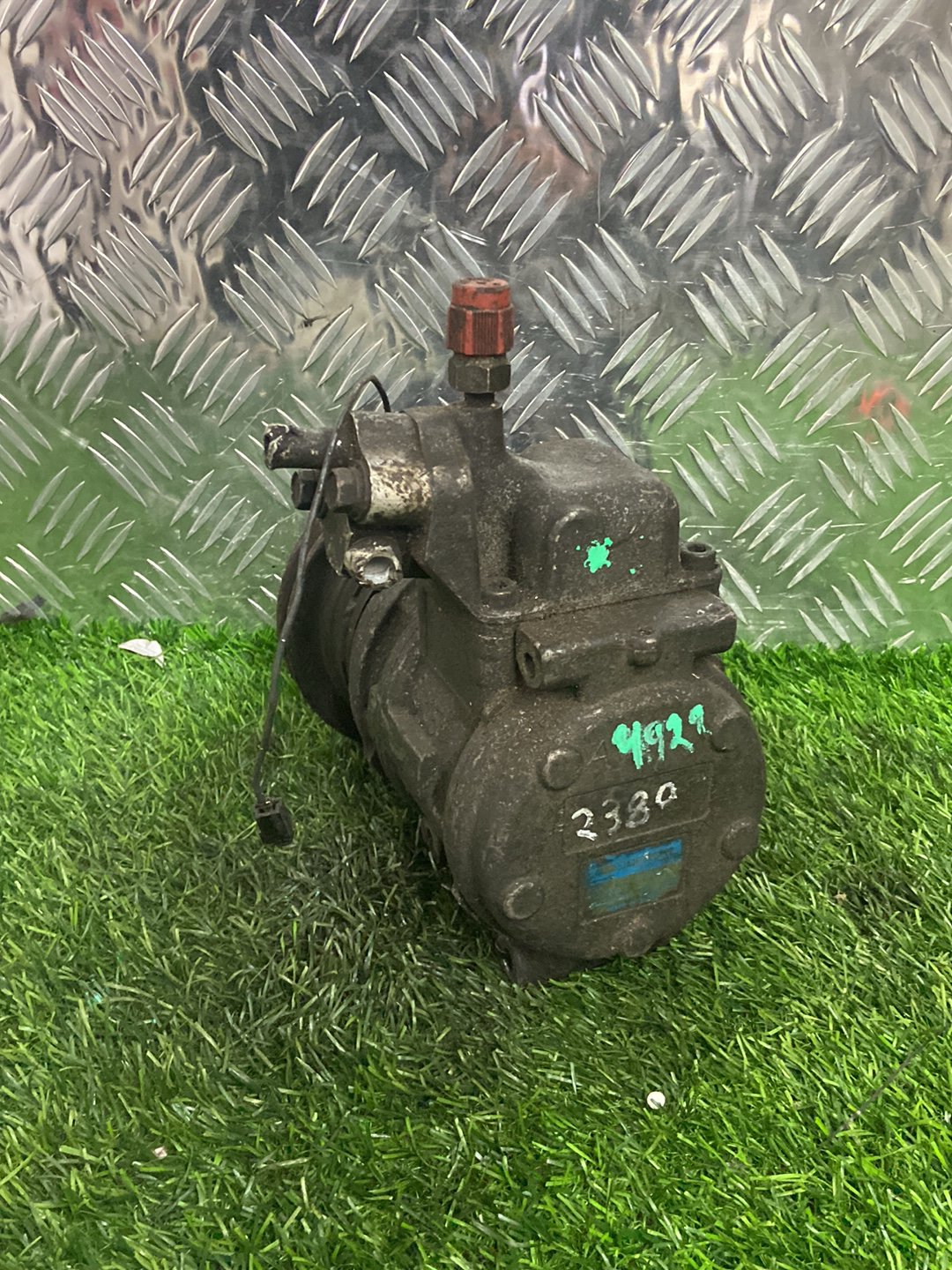 1991-1999 Mitsubishi Pajero II NK- A/C Compressor PN: (4D56T) 147200-2853