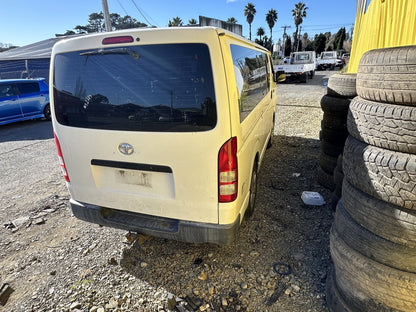2010 Toyota Hiace Commuter