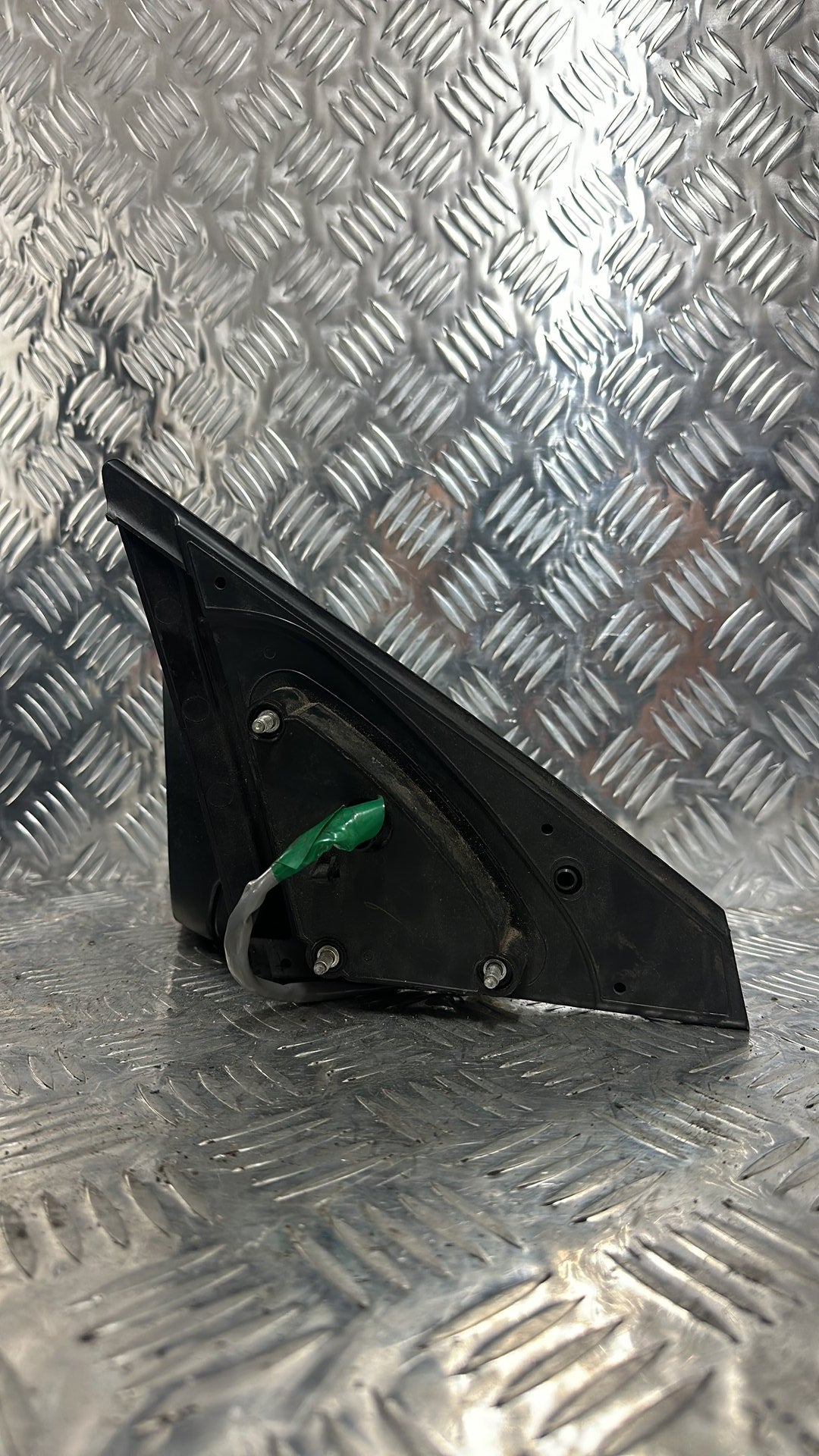 2005-2011 Suzuki Swift RS415- Left Door Mirror PN: 7 WIRE