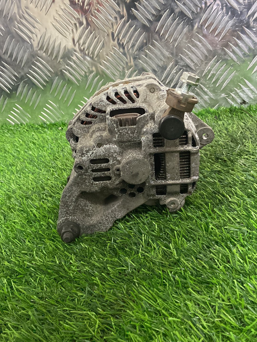 Nissan Navara Alternator D40 , 3 PIN TYPE