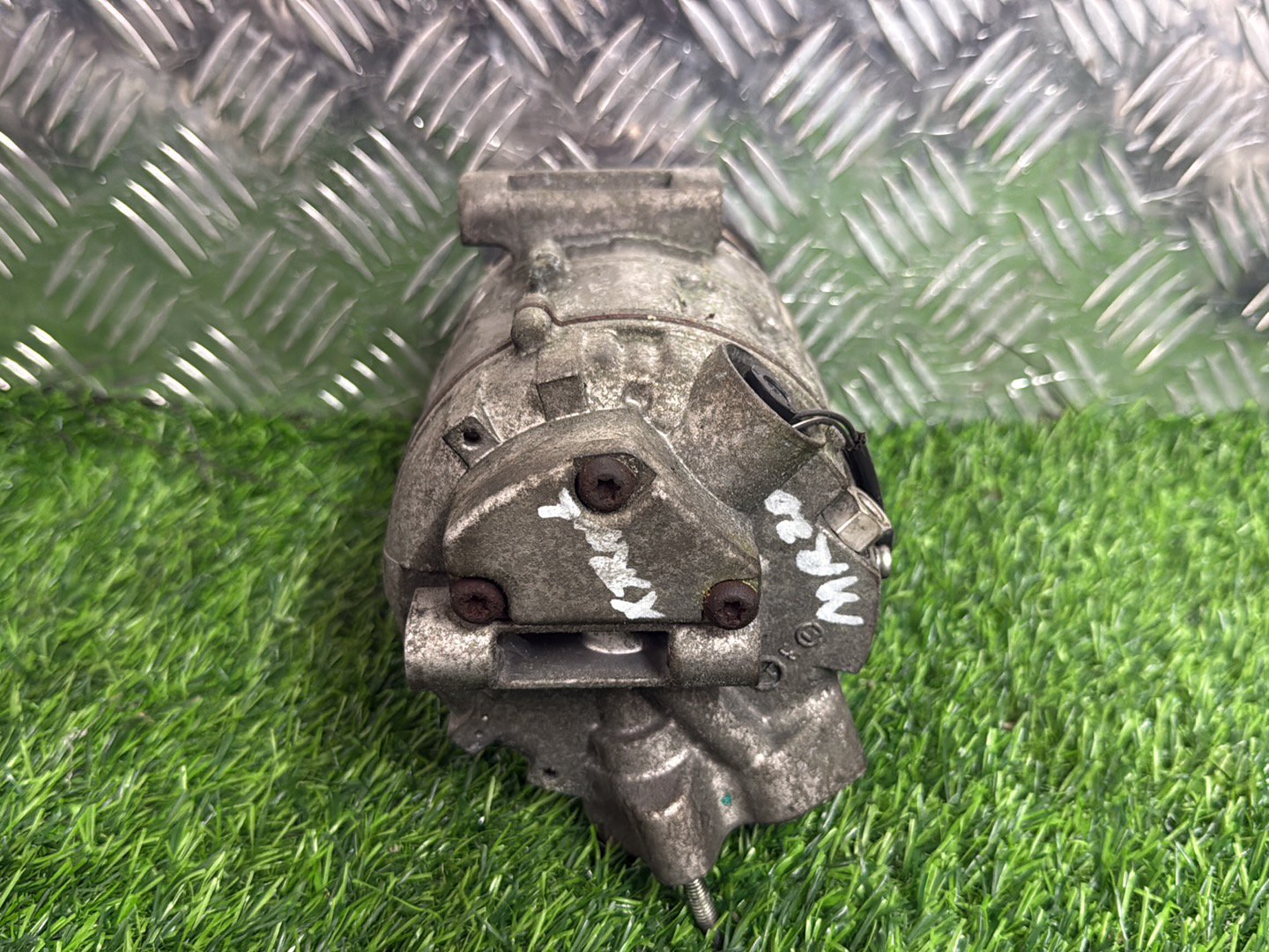 Nissan X-Trail A/C Compressor 92600 EN22A