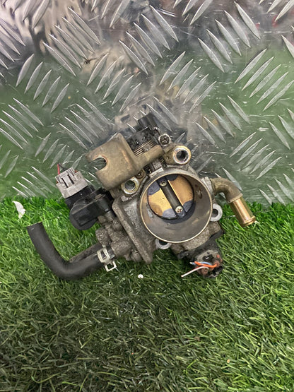 2004 - 2010 Suzuki Swift Throttle Body 4Z1684E0 / M13A