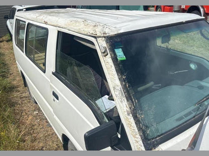 2005 Mitsubishi L300 4G63 LM2811 WRECKING FOR PARTS ONLY